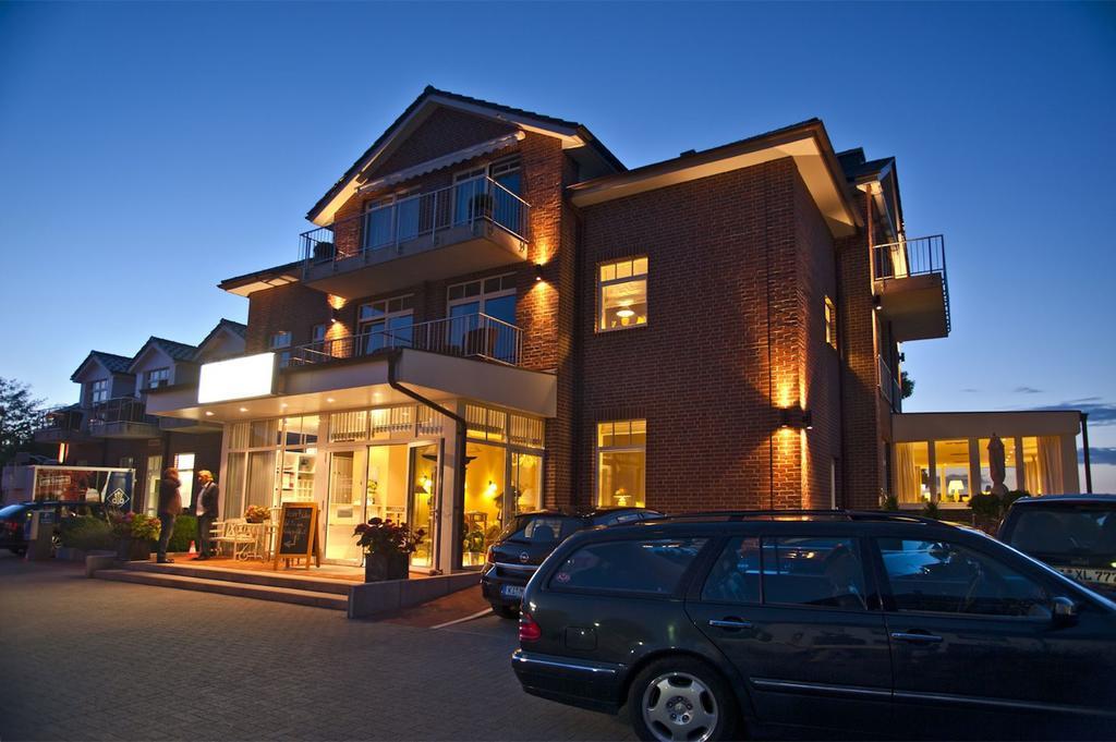 Strandhotel Seeblick, Ostseebad Heikendorf Exterior photo