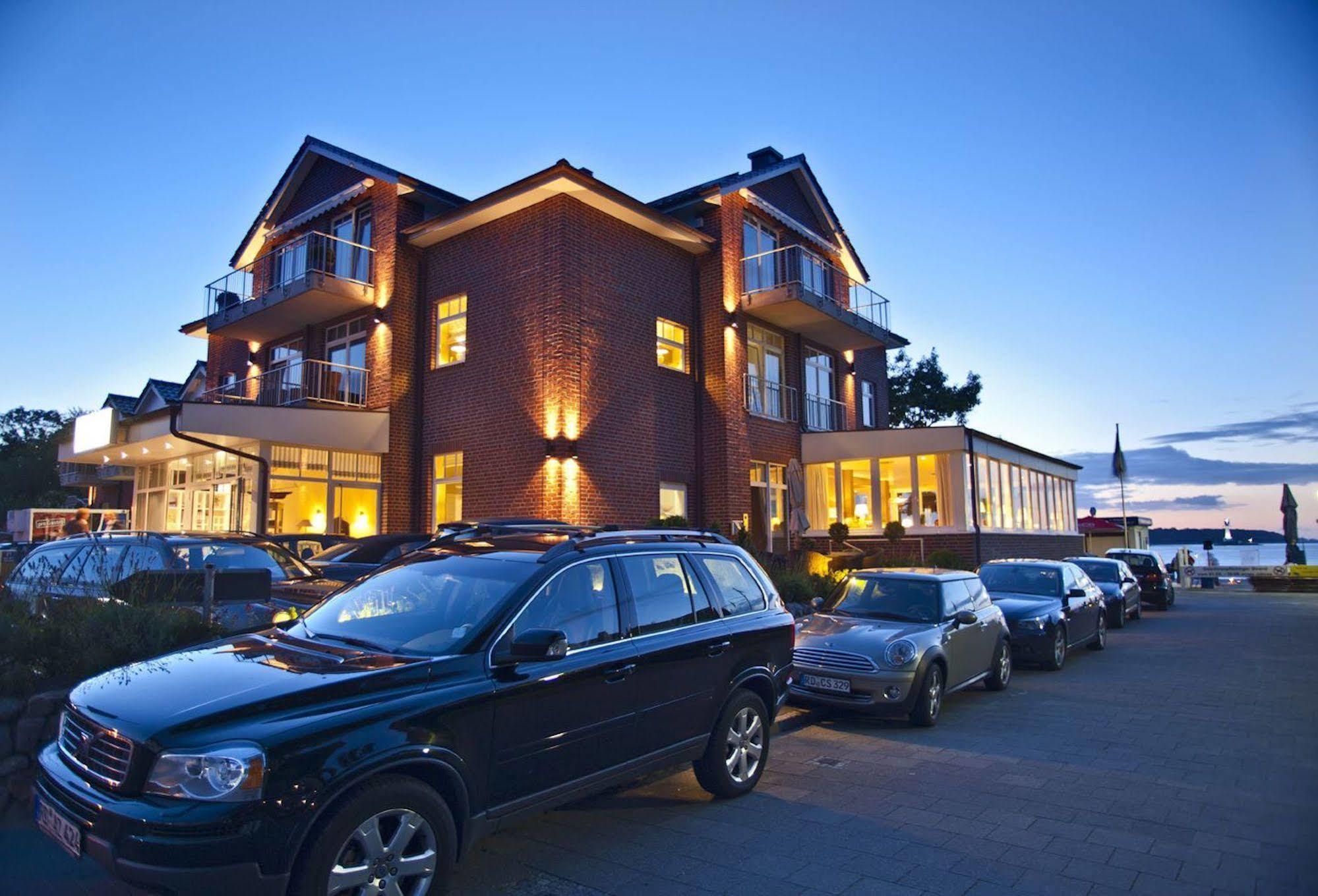 Strandhotel Seeblick, Ostseebad Heikendorf Exterior photo